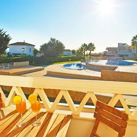 Townhouse In Pateo Near Albufeira Beaches