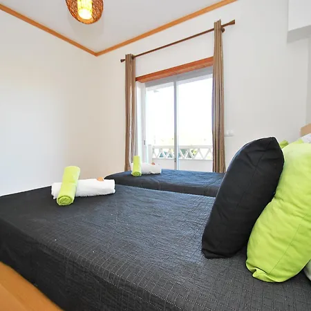 Townhouse With Swimming Pool * Albufeira