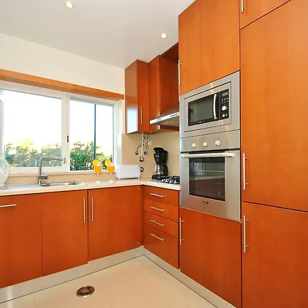 Townhouse With Swimming Pool Albufeira