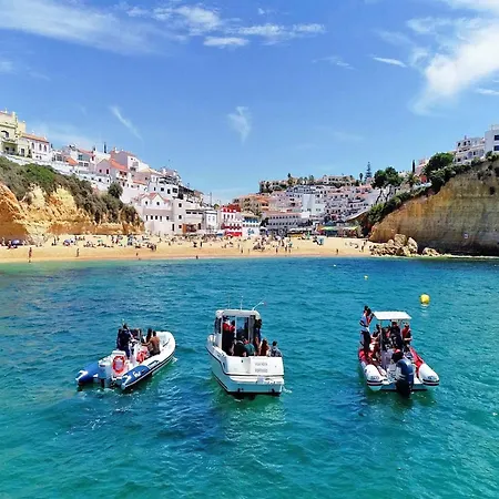 Townhouse In Pateo Near Albufeira Beaches Hébergement de vacances *