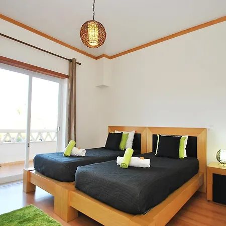 Hébergement de vacances Townhouse In Pateo Near Albufeira Beaches Albufeira