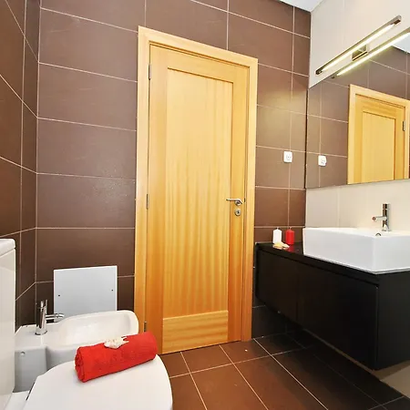 Townhouse In Pateo Near Albufeira Beaches Hébergement de vacances *